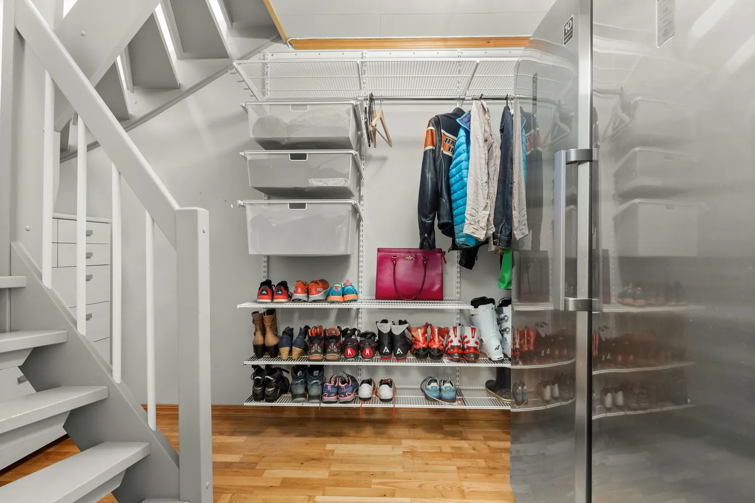 Step-by-Step DIY Guide to Building Functional Closet Shelving