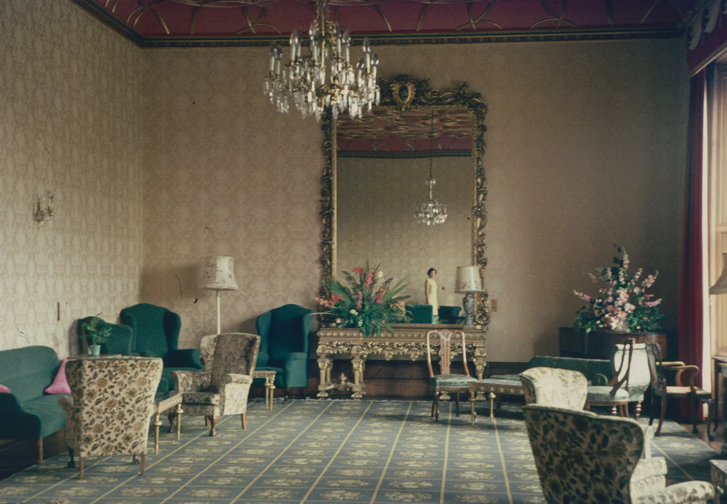 creating synergy between modern aesthetics and vintage charm