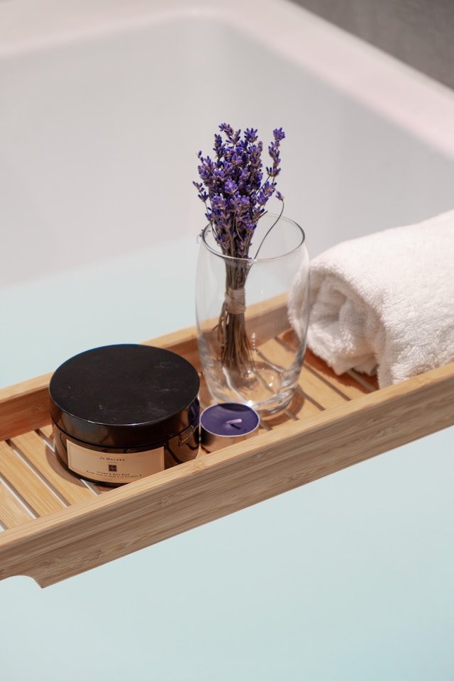 Crafting an Inviting Spa-Like Space in Your Own Bathroom